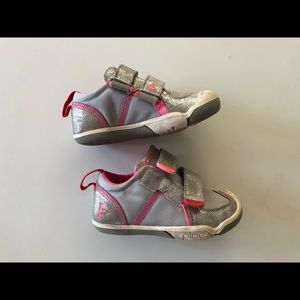 Plae toddler girl shoes size 8T